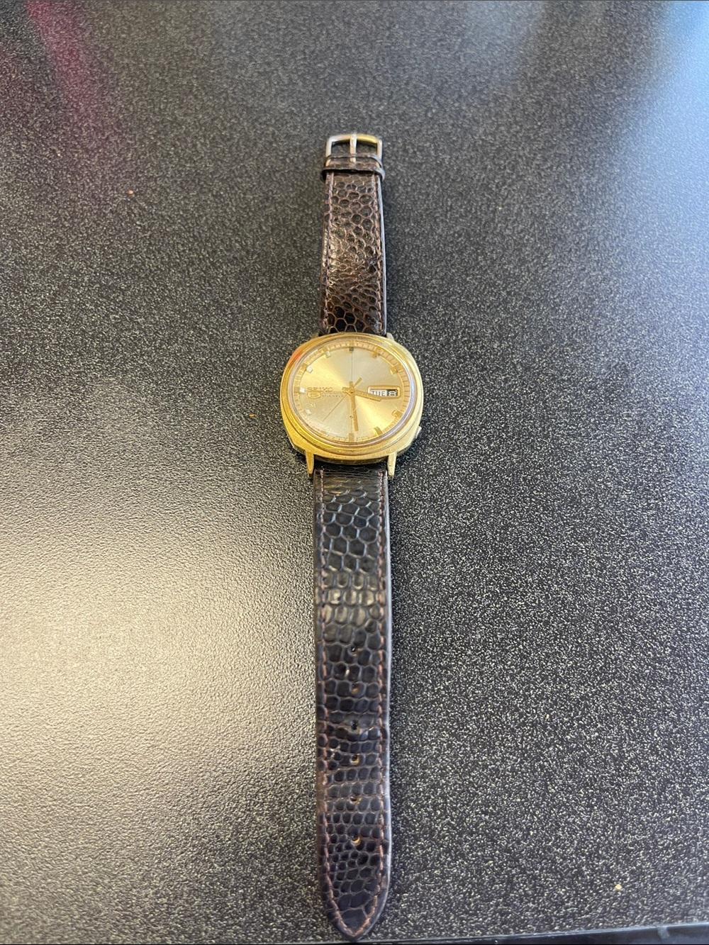 Seiko 5 Automatic 1969 View 2